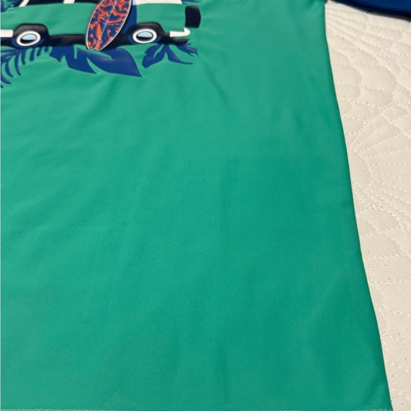 Gap Swim Rash Guard- Boys Size L - Picture 3 of 14